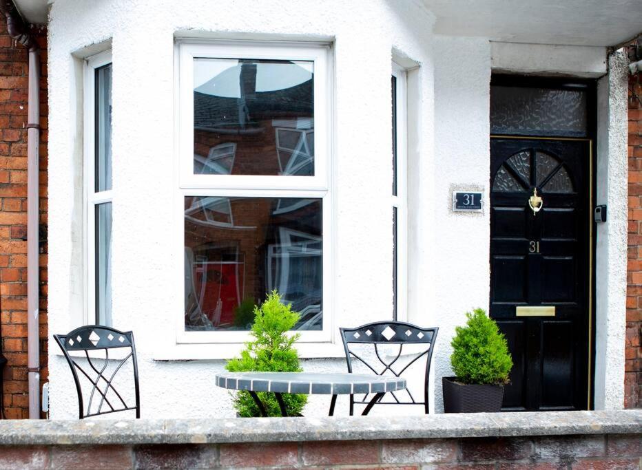 Cheerful 2 Bedroom House In The Heart Of Μπέλφαστ Εξωτερικό φωτογραφία